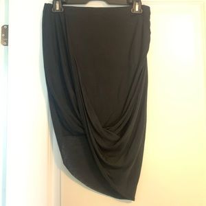 Asymmetrical skirt
